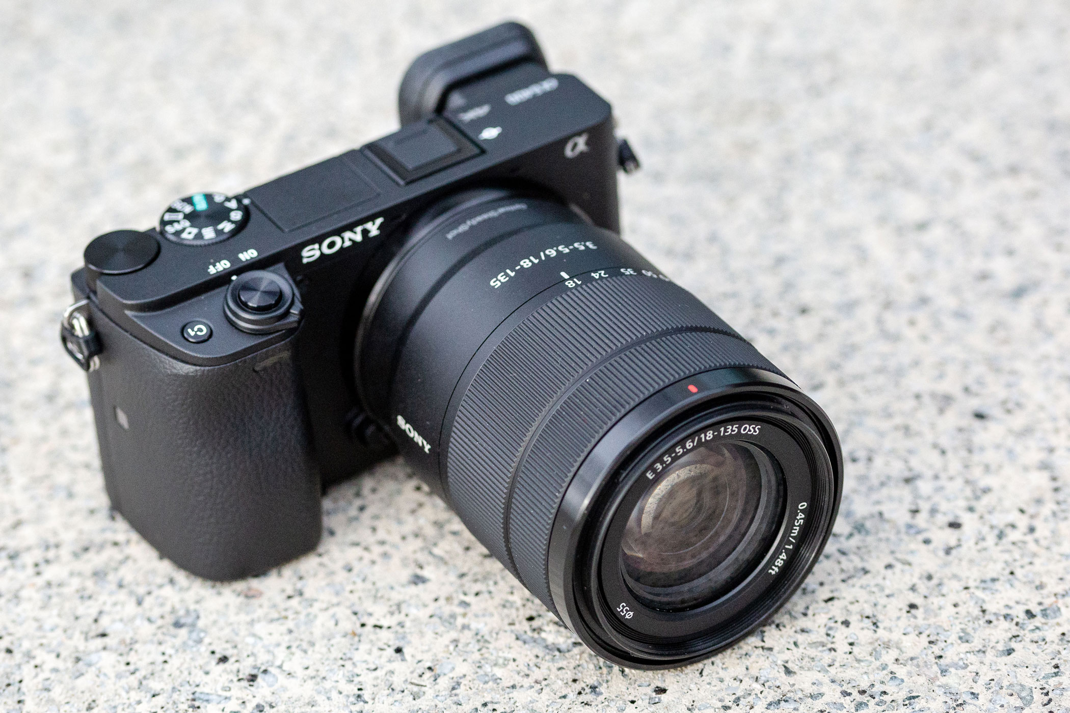 Sony Alpha 6400 Review